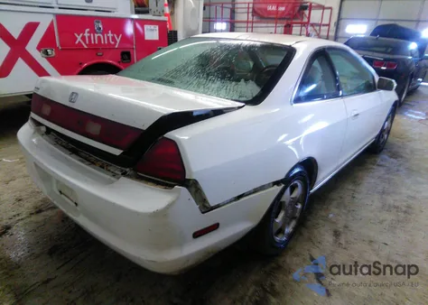 1998 Honda Accord Ex V6 z USA, uszkodzony, nr VIN 1HGCG2258WA013189